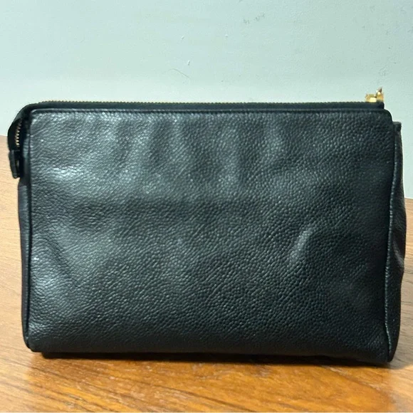 Chanel Caviar Timeless CC Cosmetic Pouch Black - Picture 2 of 10